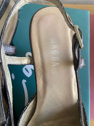 Zapatos Magda Talla 40 Negros/Plateados