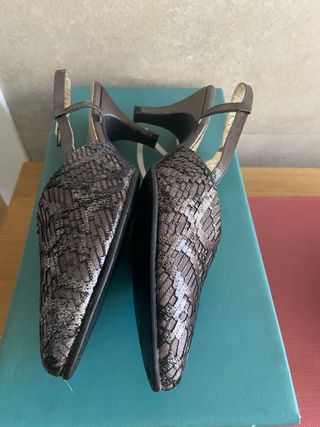 Zapatos Magda Talla 40 Negros/Plateados