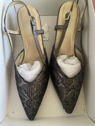 Zapatos Magda Talla 40 Negros/Plateados