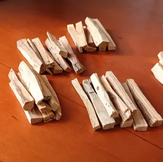 PALO SANTO NATURAL – LIMPIA, ARMONIZA TU ESPACIO