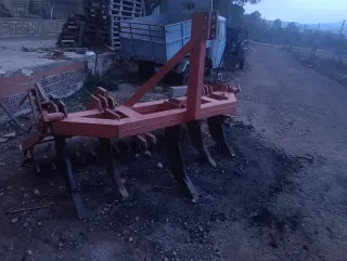 Subsolador 5 brazos con rodillo 2m