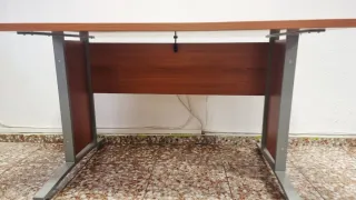 Mesa oficina 120x80cm madera y metal