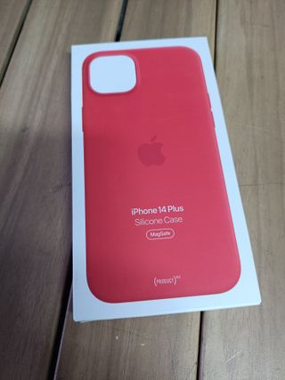 Apple Custodia in silicone con MagSafe per iPhone 14 Plus - (PRODUCT)RED