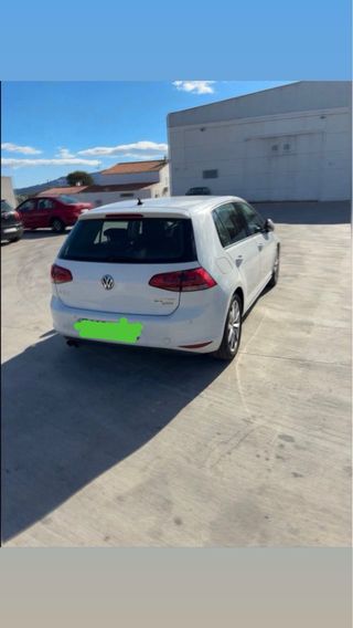 Volkswagen Golf 2014