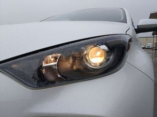 Toyota Yaris Hybrid 2WD Bussines