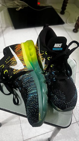 Zapatillas Nike Flyknit Max Negro Multicolor
