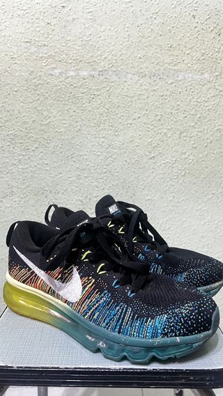 Zapatillas Nike Flyknit Max Negro Multicolor
