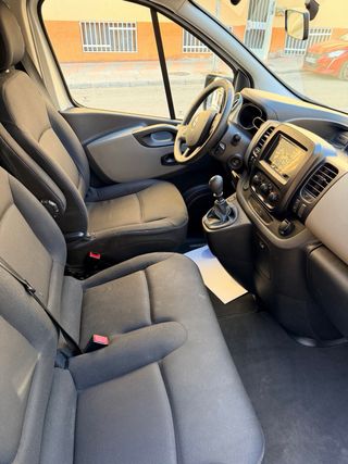 Renault Trafic 2015