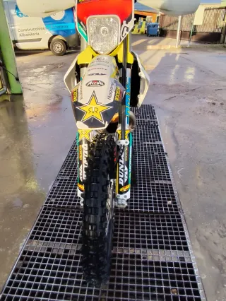 Kit Plásticos y Vinilos Husqvarna 2020