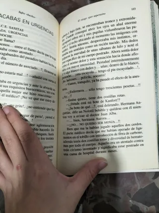 Sufro "bucho" (El Papagayo) (Spanish Edition)