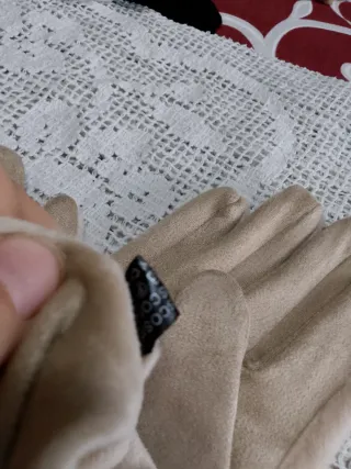 Guanti donna pelliccia sintetica fibbia oro