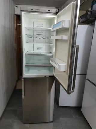 Nevera Bosch 200x60cm A+ no Frost con Garantia