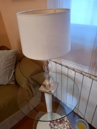 Lámpara de mesa cristal y tela