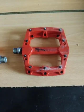 Pedales Bicicleta Rojo Supacaz Smash