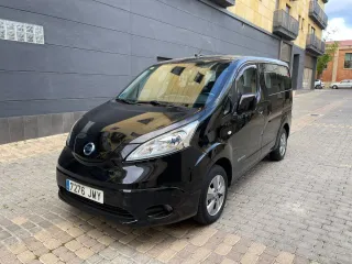Nissan NV200 2016