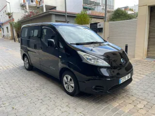 Nissan NV200 2016