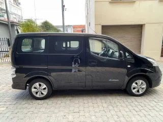 Nissan NV200 2016