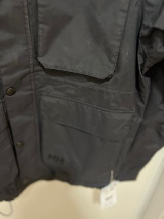 Abrigo Helly Hansen Negro Nuevo