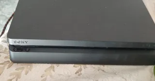 Ps4 Slim 1TB + Mando + 5 Juegos