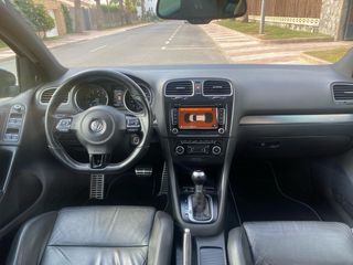 Volkswagen Golf R 2.0 271cv