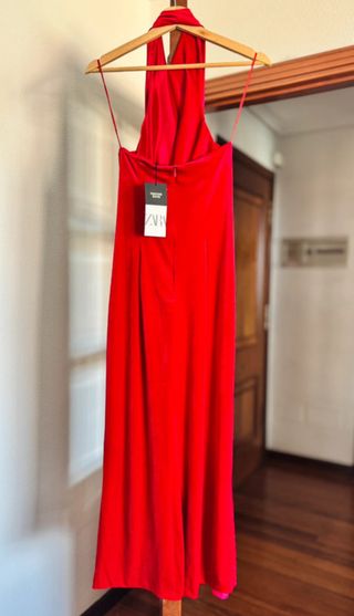 Vestido midi terciopelo Zara rojo