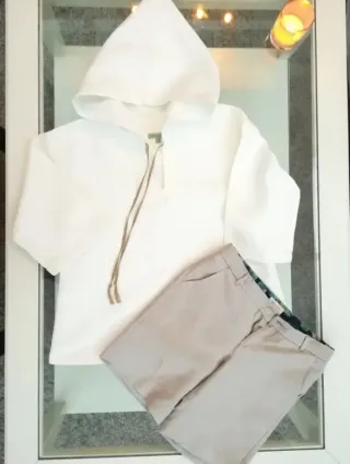 Traje comunión niño blanco y beige