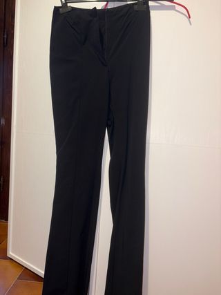 Pantaloni neri eleganti