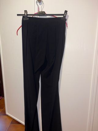 Pantaloni neri eleganti