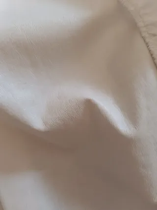 Cuna madera con colchón y sábanas