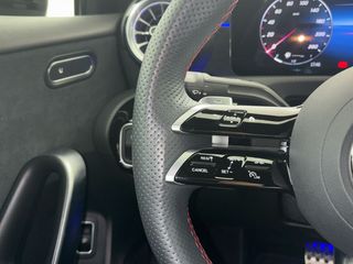 Mercedes-Benz Clase A Sedán 180 100 kW (136 CV)