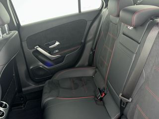 Mercedes-Benz Clase A Sedán 180 100 kW (136 CV)