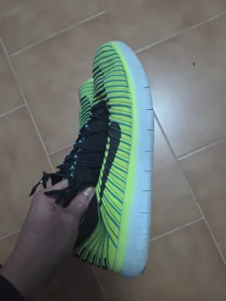 2x1 Zapatillas Nike Verdes y Rosas