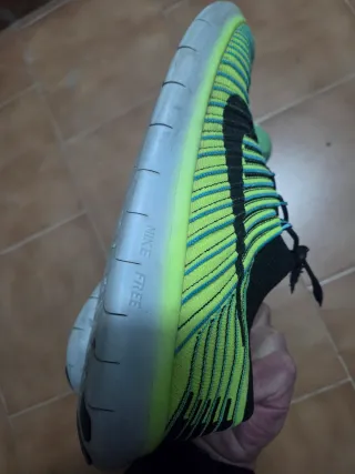 2x1 Zapatillas Nike Verdes y Rosas