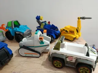 Lote Vehículos Patrulla Canina