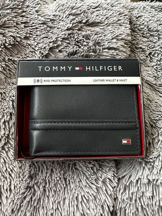 Cartera Tommy Hilfiger Negra Cuero RFID