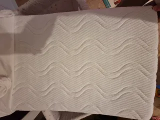 Minicuna rosa con estrellas