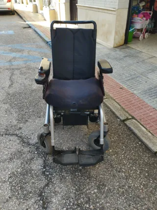 Silla de ruedas eléctrica en buen estado Terra sx