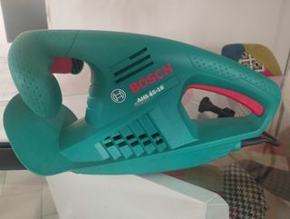 Cortasetos Bosch casi nuevo