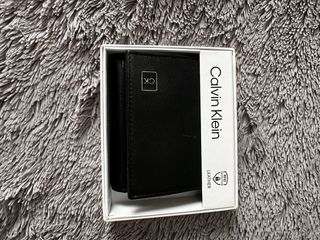 Cartera Calvin Klein Negra Cuero RFID