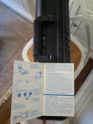 Maletín Delsey metálico vintage