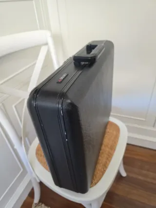 Maletín Delsey metálico vintage