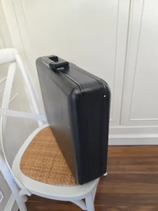 Maletín Delsey metálico vintage