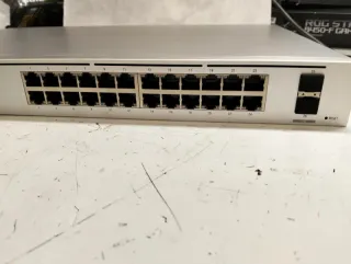 Ubiquiti UniFi Switch PRO 24 (24xGbE + 2x10Gb)