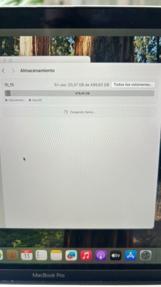 MacBook Pro 2020 13 8GB RAM i5 Plata