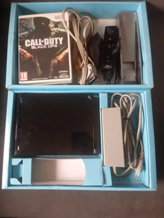 Consola Wii Negra + 4 Juegos