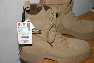 Botas beige tipo militar de Zara – Talla 37 Nueva