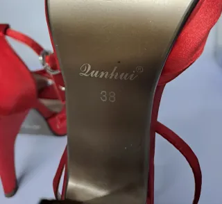 Zapatos de fiesta tacón rojos con lazo