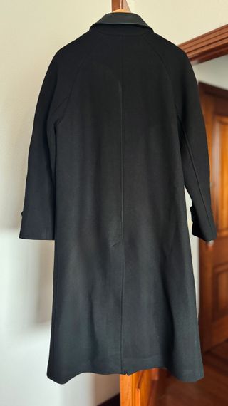 Abrigo largo Zara lana y polipiel