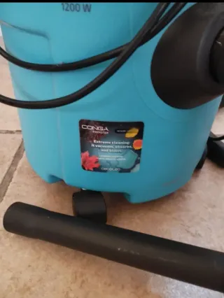 Aspiradora Sólidos y Líquidos Azul