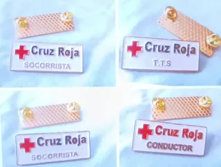 Lote 4 Insignias Cruz Roja Española